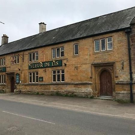 The Fleur-De-Lis Hotel Chiselborough Extérieur photo
